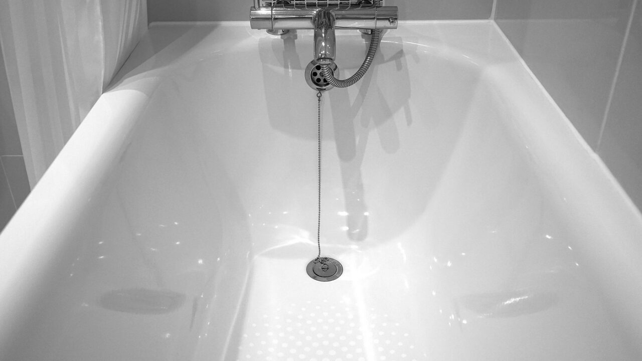 Bath 1937412 1920