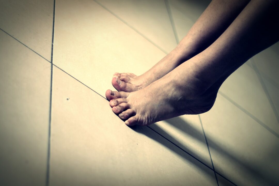 Feet 70573 1920
