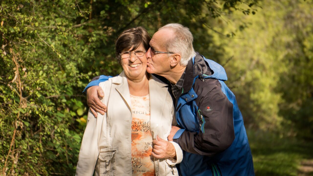 Grandparents 2198053 1920