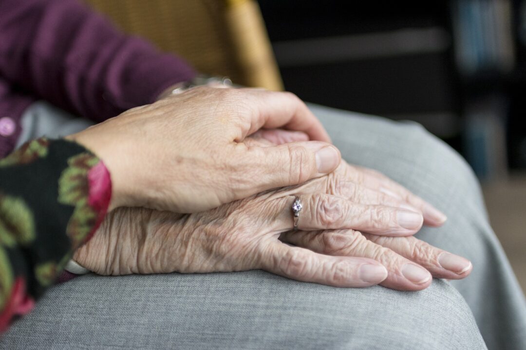 Hand 2906458 1920