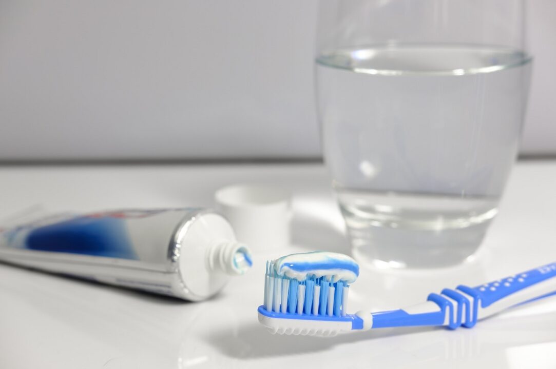 Toothpaste 3067570 1920